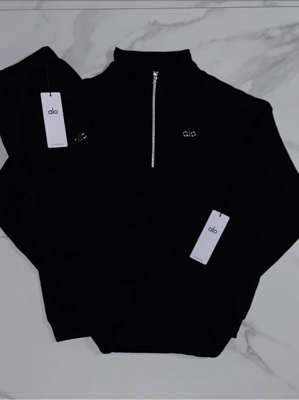 ALO Yoga Men's Black Half-Zip Pullover with Silver Zipper
